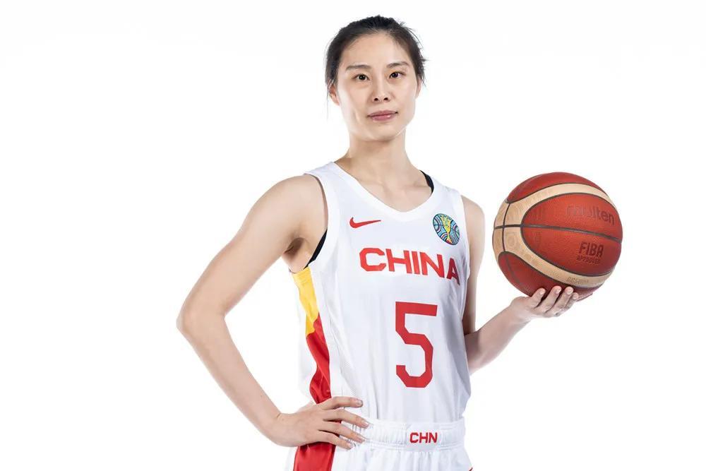 女篮世界杯，激情与荣耀的赛场对决